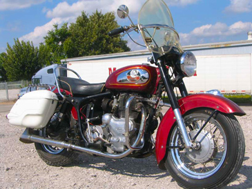 1960 Indian Chief red R side from Michaels Motorcycles 